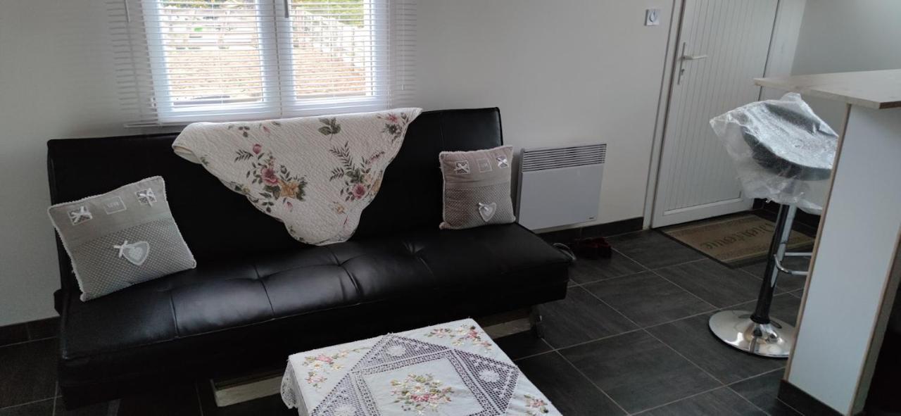 La Maisonnette Du Jardin Нарбон Екстериор снимка